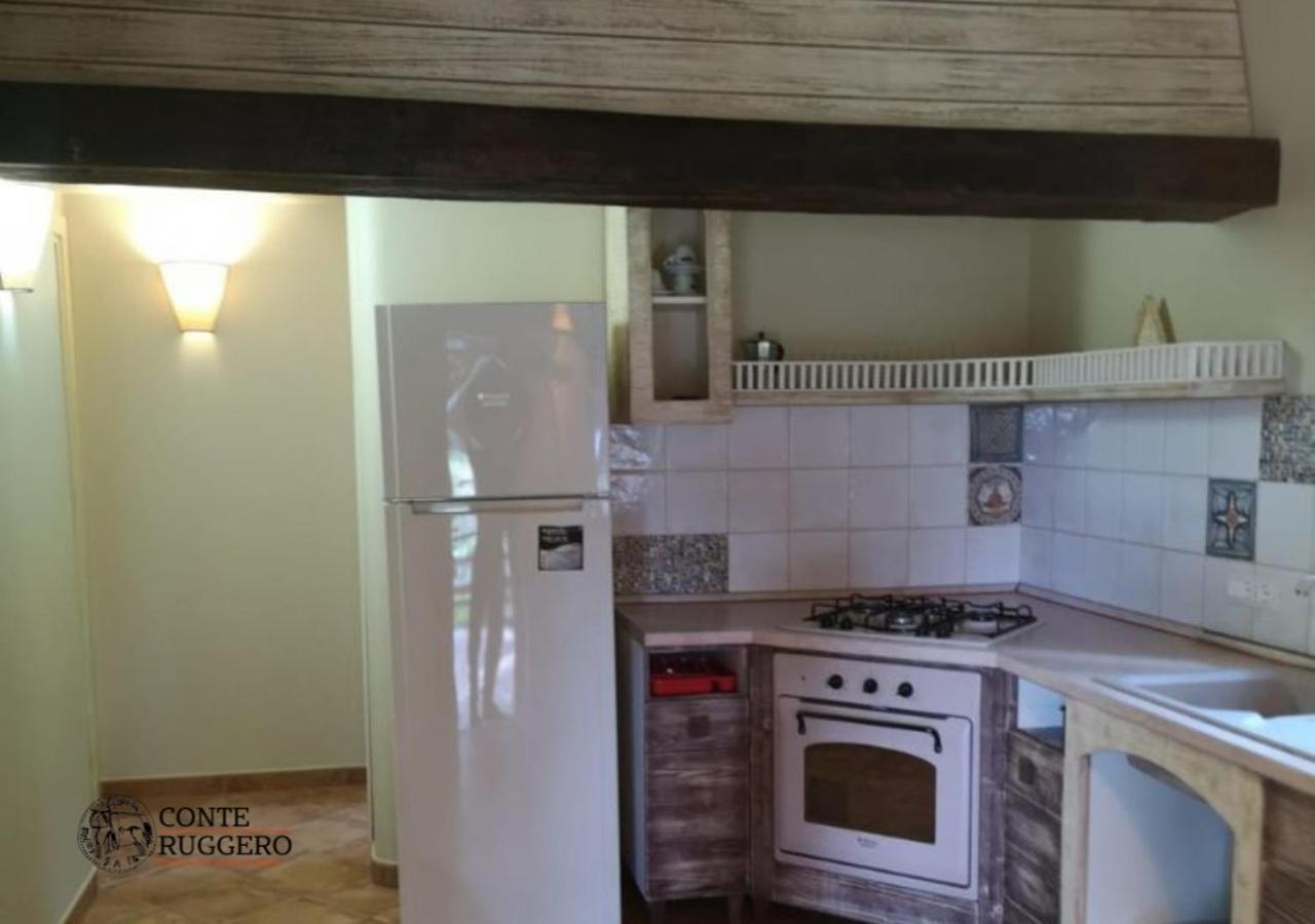 Tenuta Conte Ruggero Santa Domenica  Esterno foto
